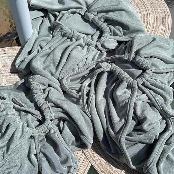 NWT cut out maxi dress sea foam sage halter silky thighsplit halter2-4/6-8/10-12 - Picture 14 of 17